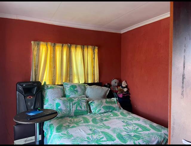 2 BEDROOM HOUSE FOR SALE IN VISTA PARK
